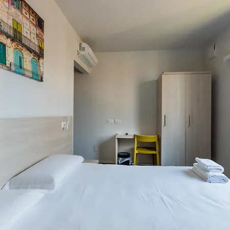 Stravagante Hostel & Rooms-3